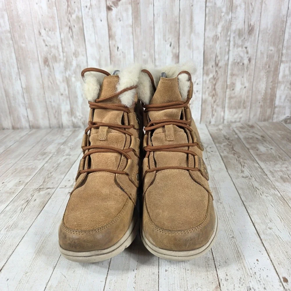 Sorel snuggle into
